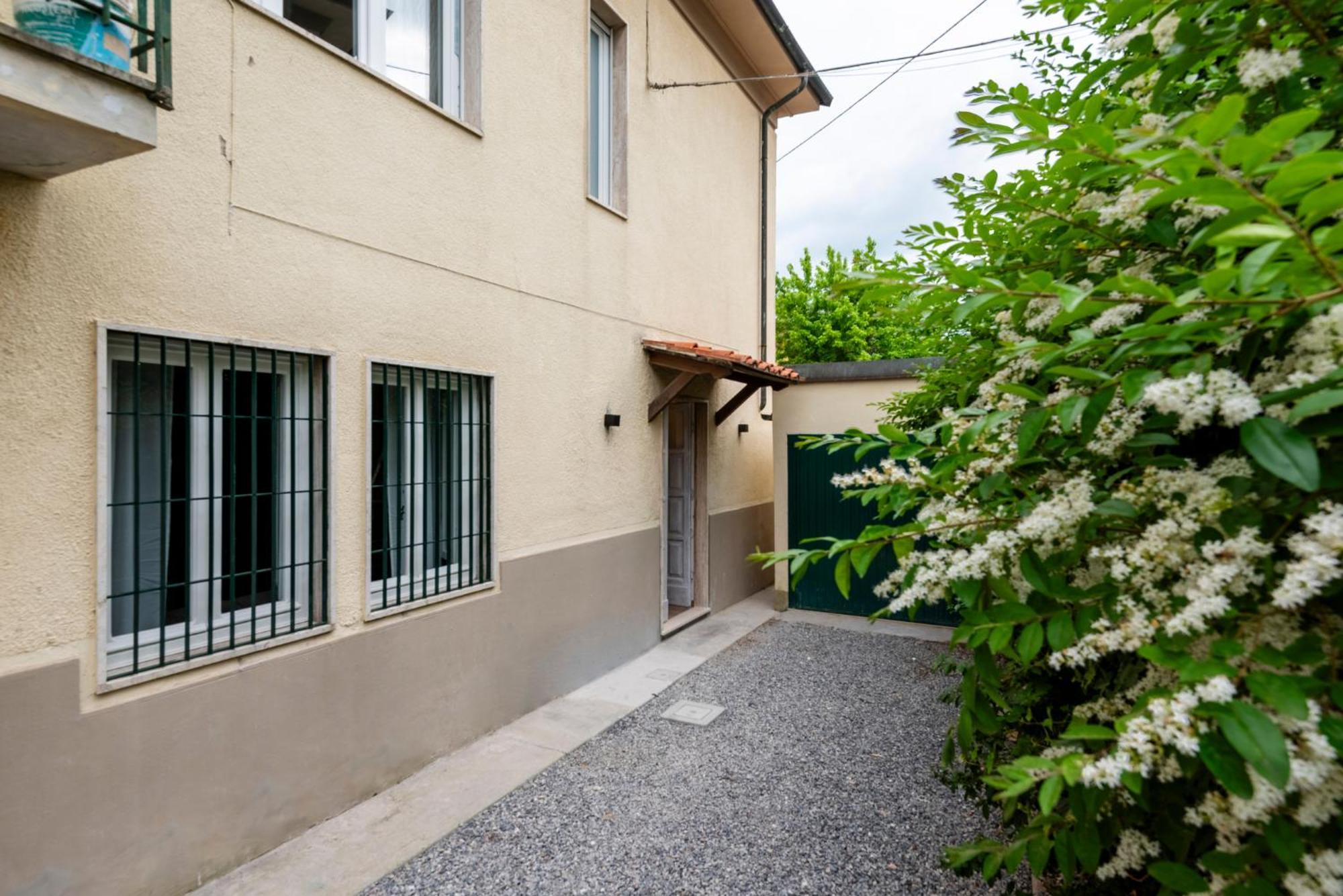 Iarsera Rooms And Apartment Lucca Exterior foto